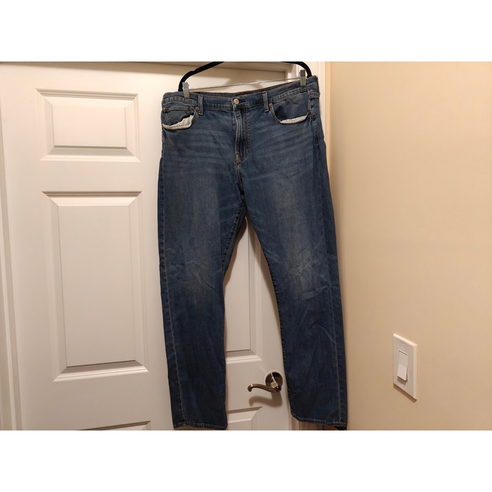 Lucky Brand 410 Athletic Slim‎ Mens Jeans 38x34 Medium Wash Blue 7M12409 04/2022